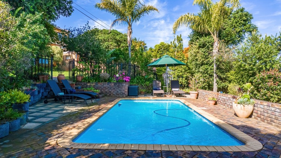 6 Bedroom Property for Sale in Seaside Longships Western Cape